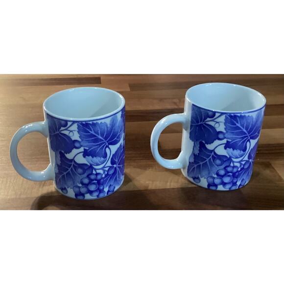 2 Vintage Omnibus By Fitz And Floyd Bordeaux Mug Coffee Cup 12 Oz Grapevine 1995 - Picture 1 of 10